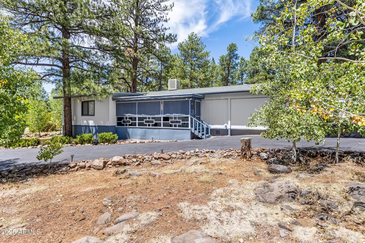 17330 S Aspen Pl., Munds Park, AZ 86017