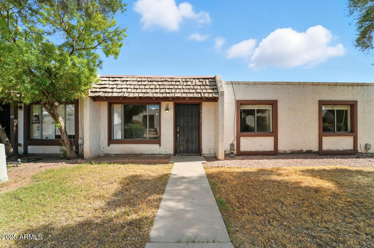 4652 W Desert Crest Dr., Glendale, AZ 85301
