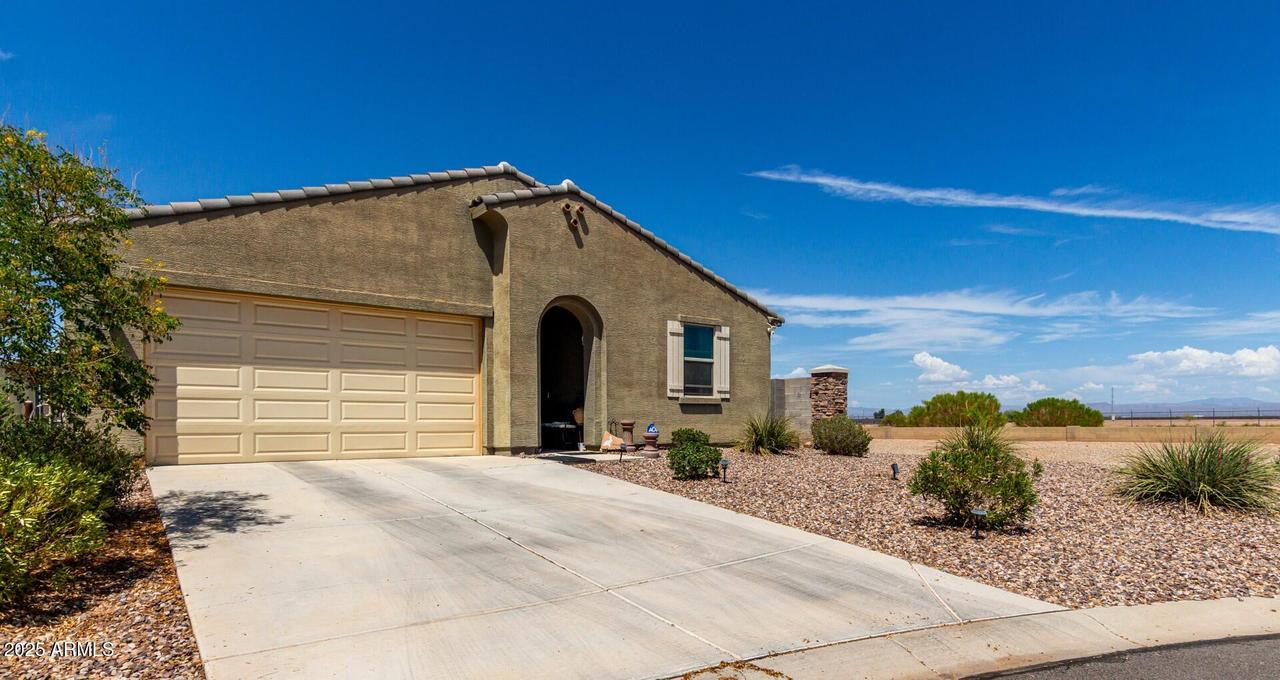 7300 E Peacock Ct., San Tan Valley, AZ 85143