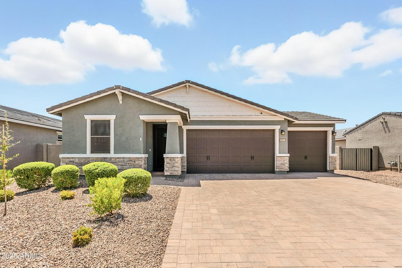 3351 E Isla Ave., San Tan Valley, AZ 85143