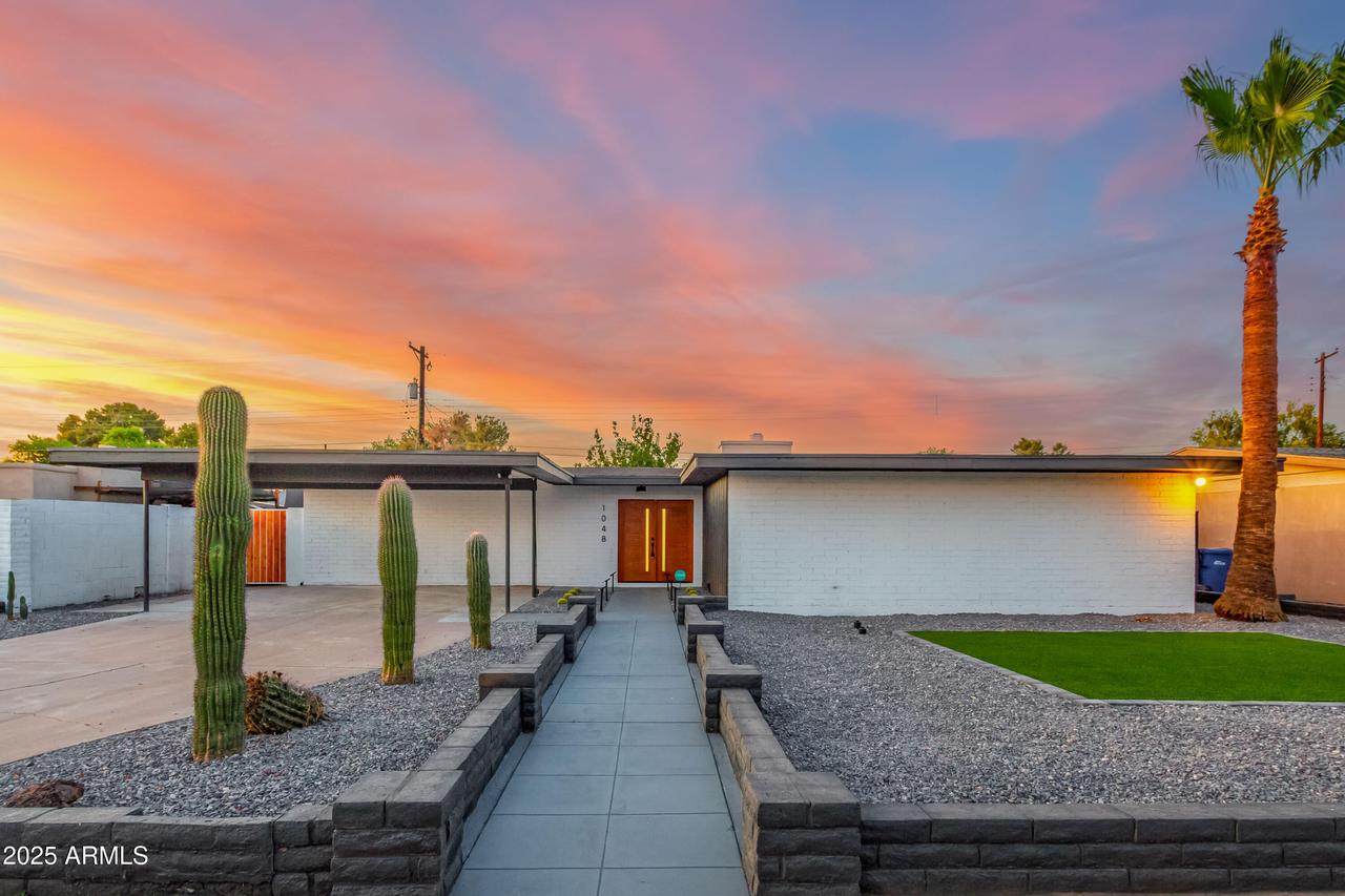 1048 E 2nd Pl., Mesa, AZ 85203