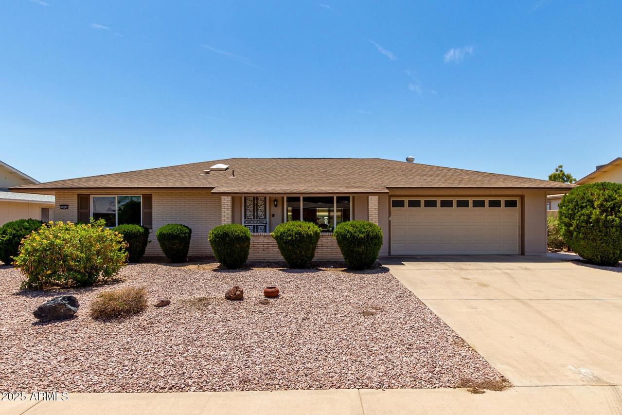 19814 N Pine Springs Dr., Sun City, AZ 85373