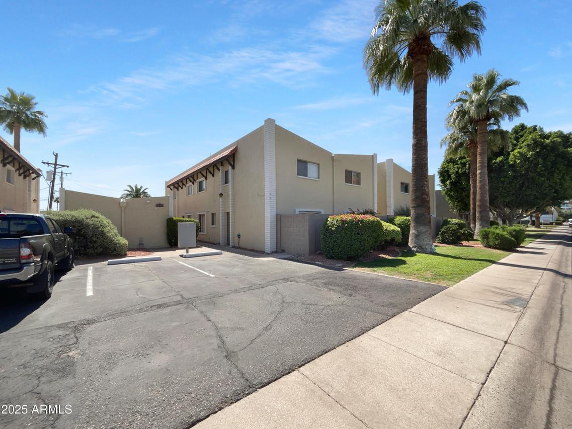 4925 N 73rd St. #4, Scottsdale, AZ 85251