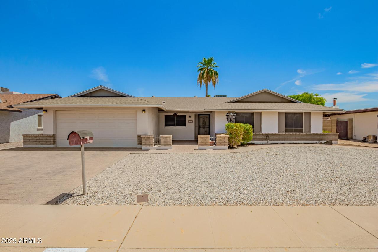 11241 N 50th Ave., Glendale, AZ 85304