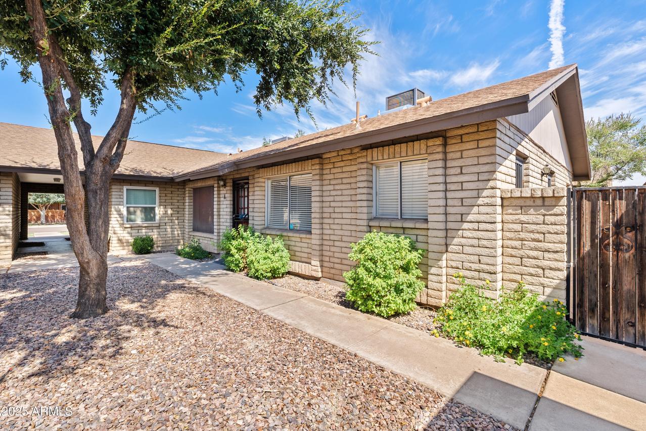 6415 S Kenneth Pl. #A, Tempe, AZ 85283