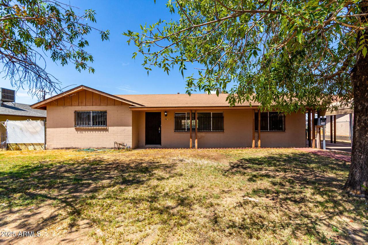 216 W Saint Anne Ave., Phoenix, AZ 85041