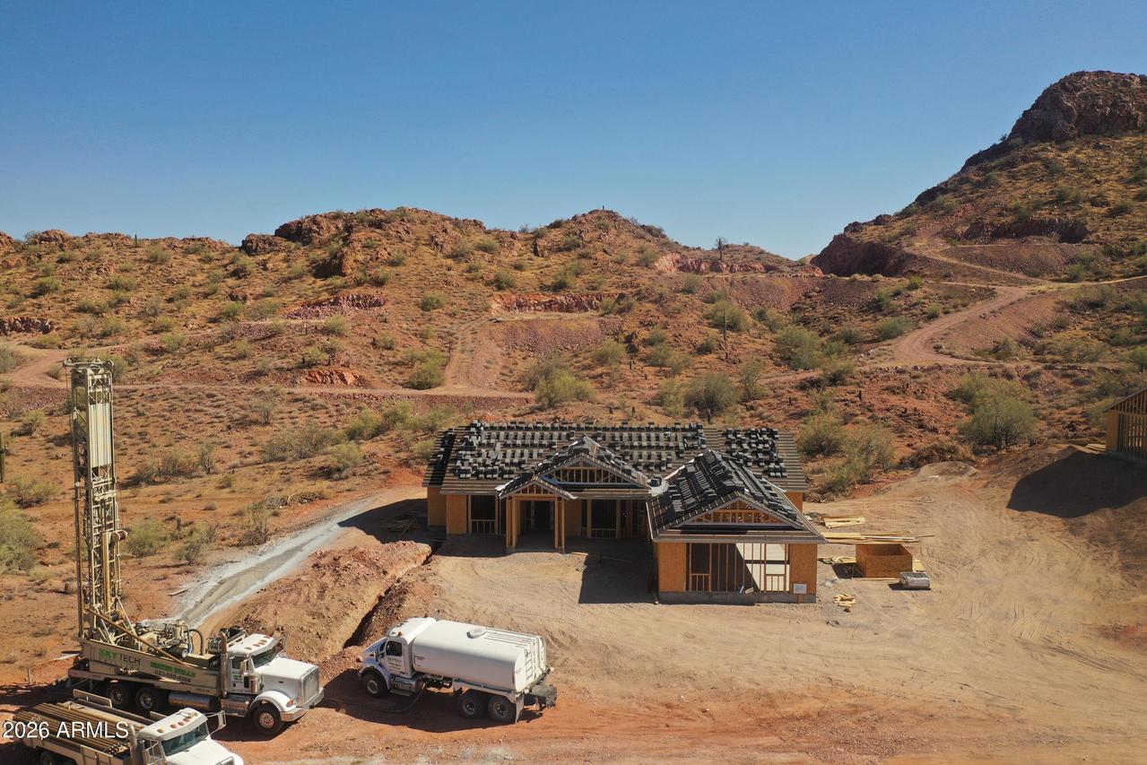 1635 W Arrowhead Ln., San Tan Valley, AZ 85144