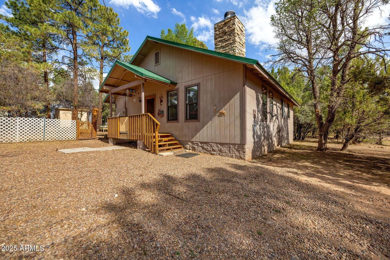 2882 Verde Rd., Overgaard, AZ 85933