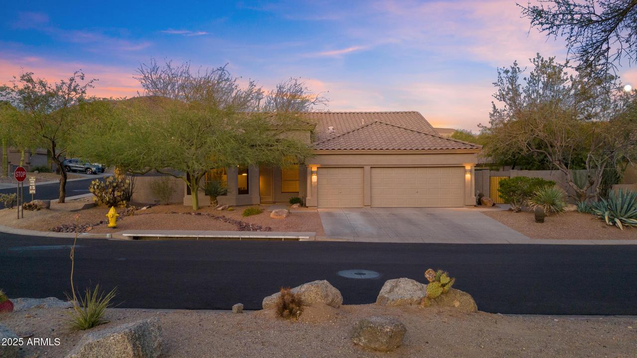 3827 N Ladera, Mesa, AZ 85207