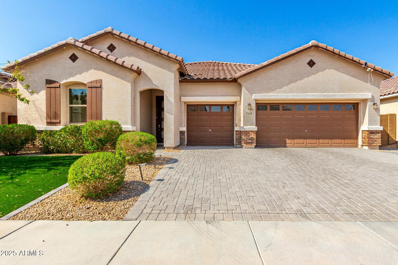 7528 W Warner St., Phoenix, AZ 85043