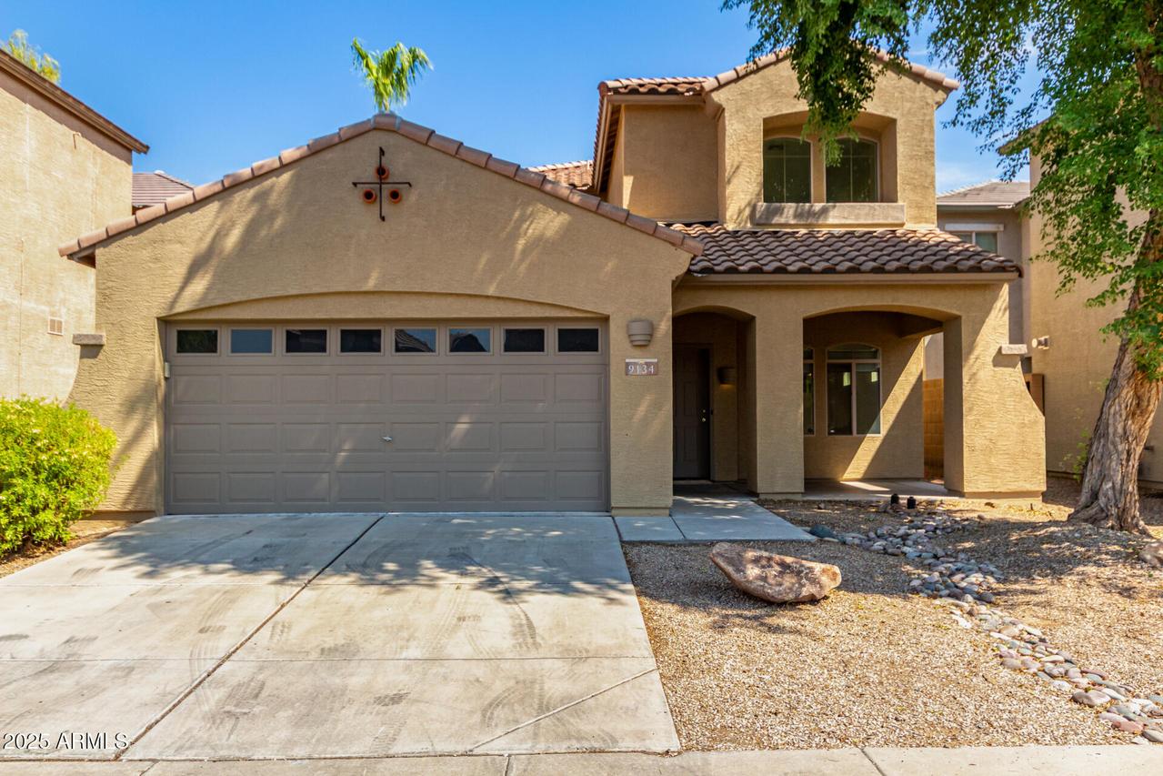 9134 W Cypress St., Phoenix, AZ 85037