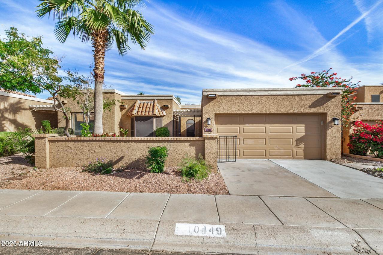 10449 N 9th St., Phoenix, AZ 85020
