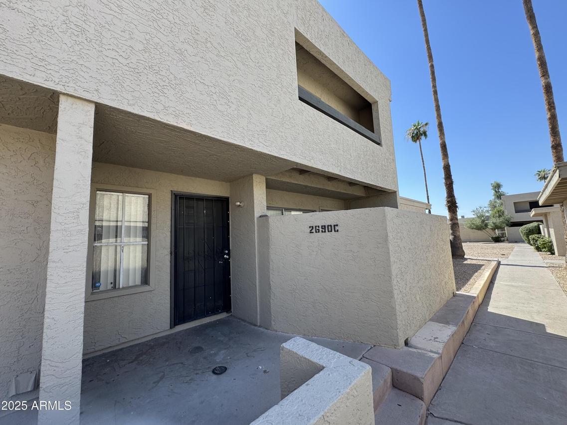 2690 N 43rd Ave. #C, Phoenix, AZ 85009