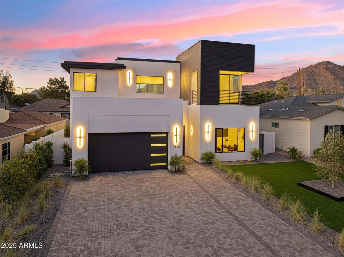 4546 E Glenrosa Ave., Phoenix, AZ 85018