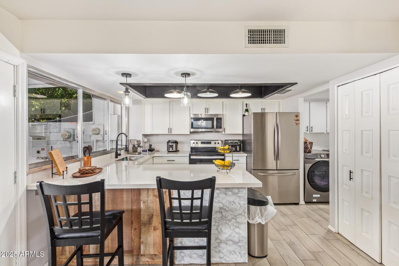 4807 W Northern Ave., Glendale, AZ 85301