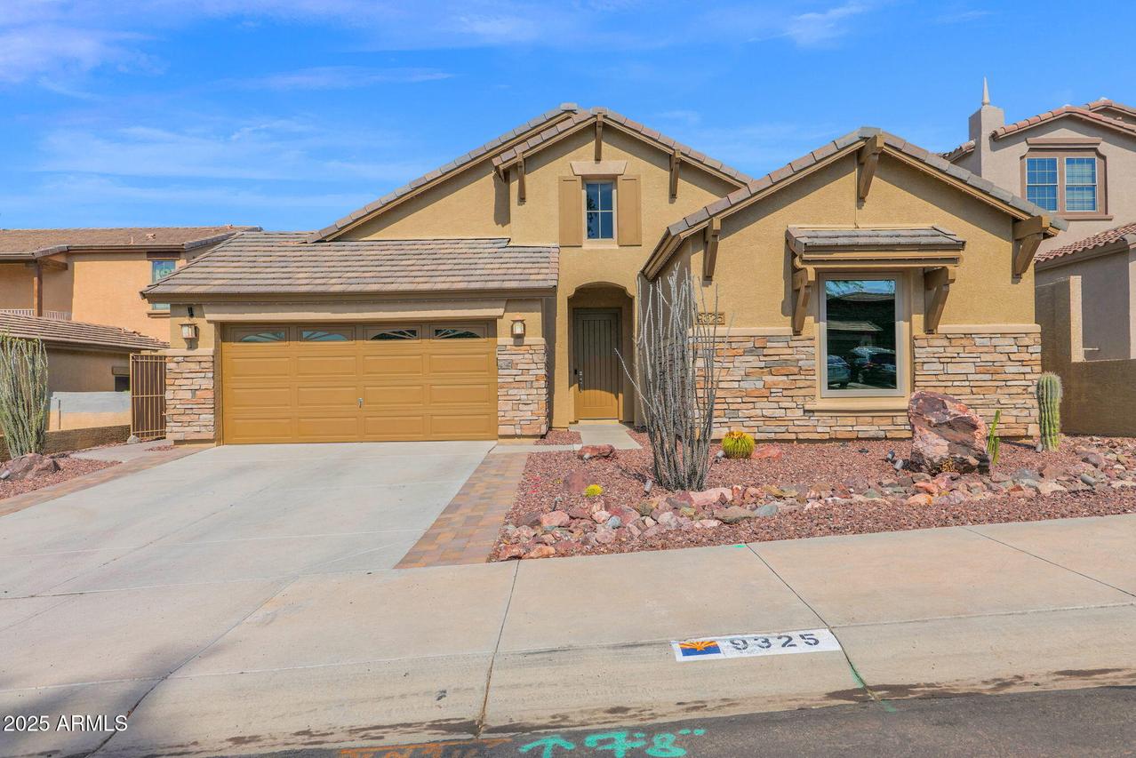 9325 S 179th Dr., Goodyear, AZ 85338