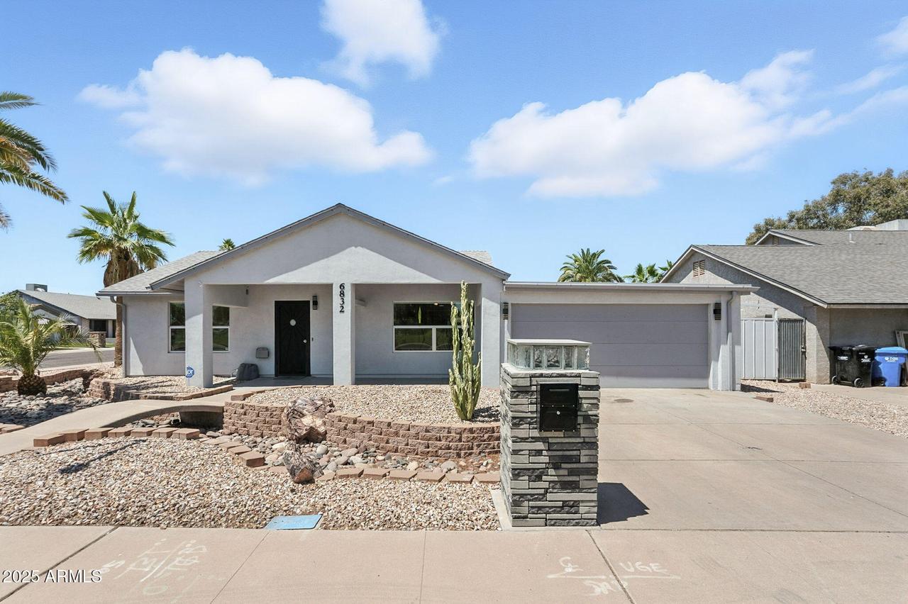 6832 S 44th Way, Phoenix, AZ 85042