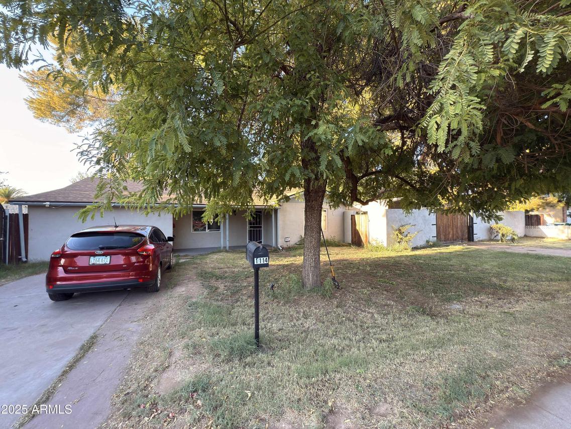 1114 W 2nd St., Mesa, AZ 85201