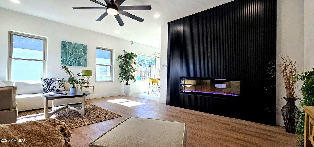 4234 N 2nd Dr., Phoenix, AZ 85013