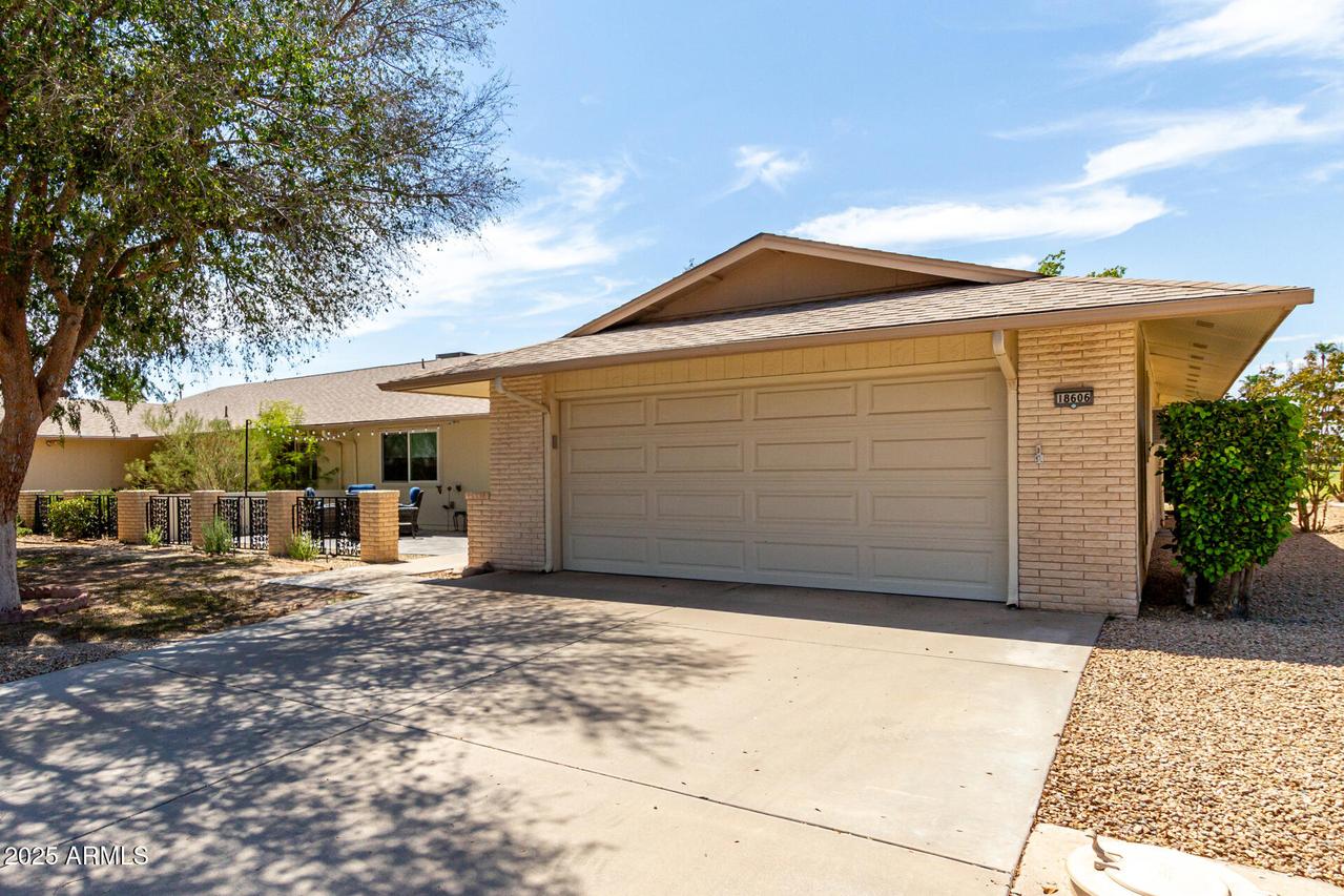 18606 N 130th Ave., Sun City West, AZ 85375