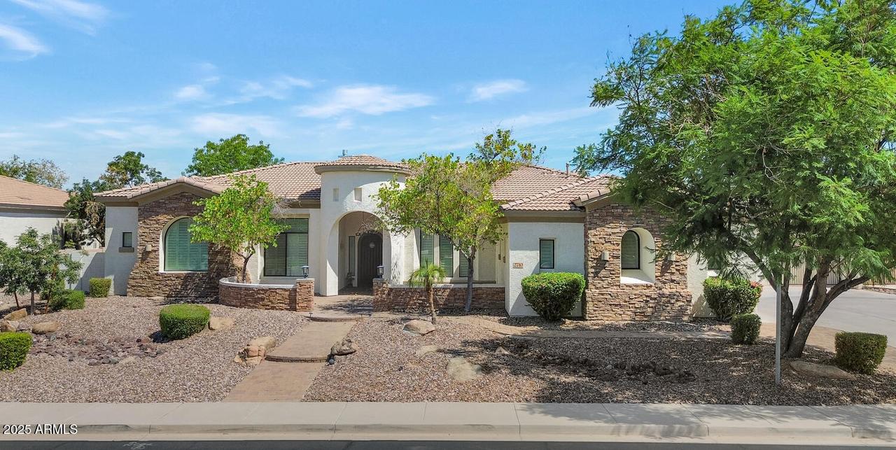 2710 E Lynx Pl., Chandler, AZ 85249