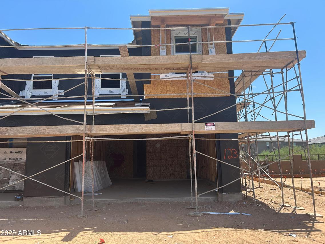 5845 E Zachary Dr., Phoenix, AZ 85054