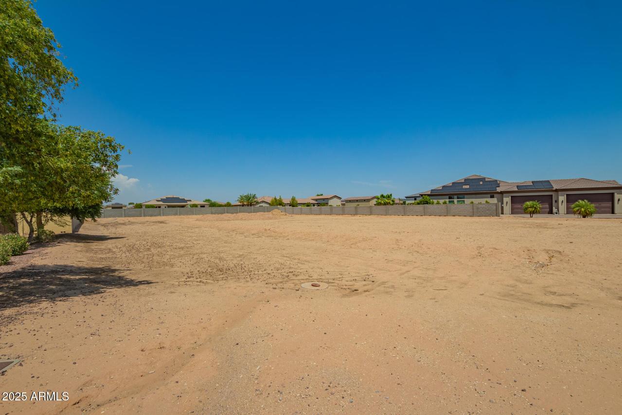 16022 W Cheryl Ct. #17, Waddell, AZ 85355