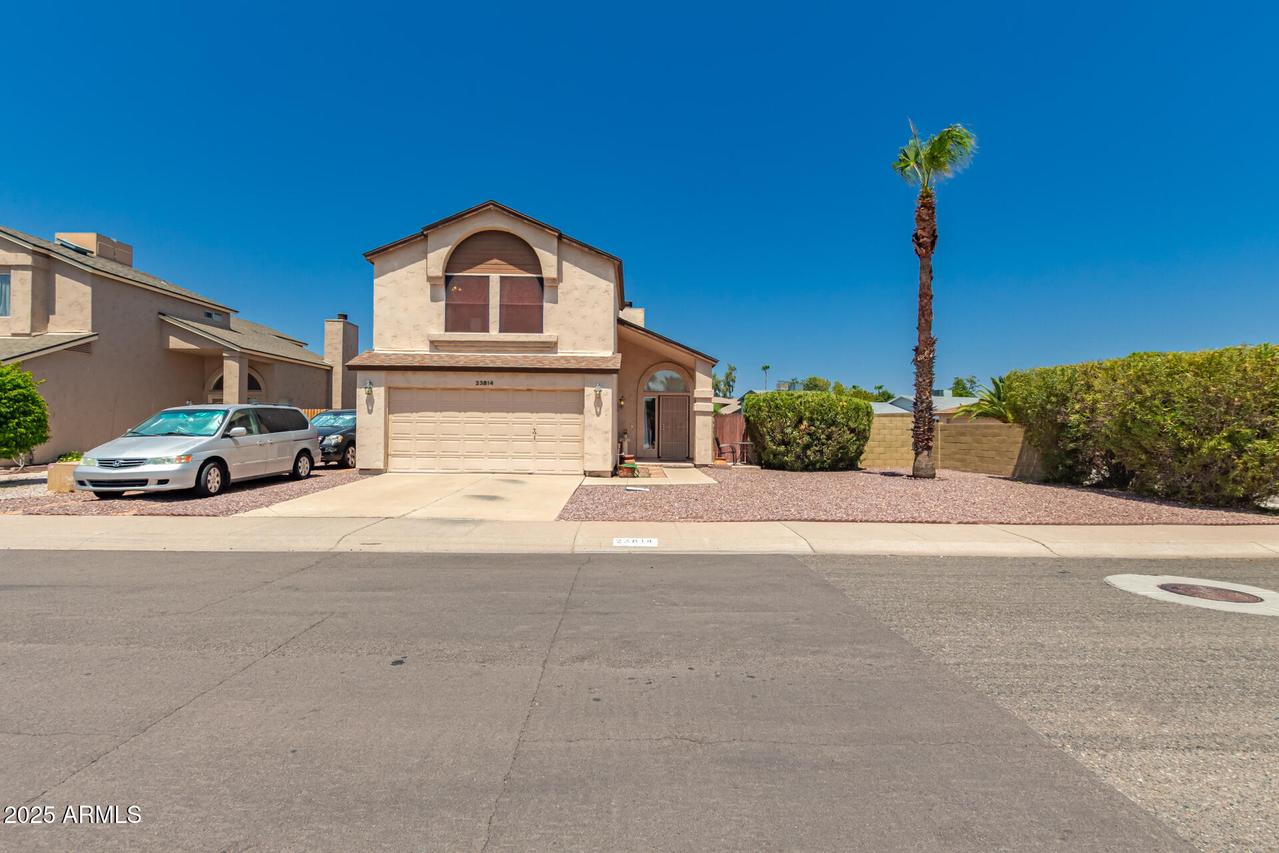 23814 N 36th Dr., Glendale, AZ 85310