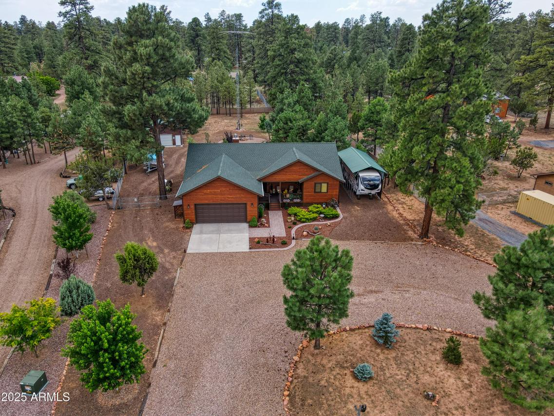 2050 Christmas Pine Rd., Overgaard, AZ 85933