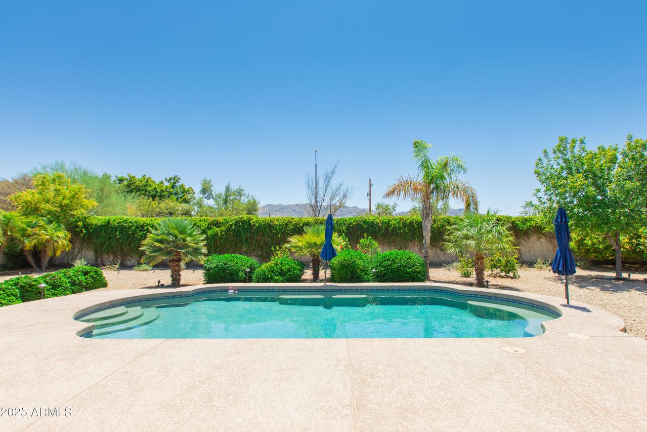 2315 W Magdalena Ln., Phoenix, AZ 85041