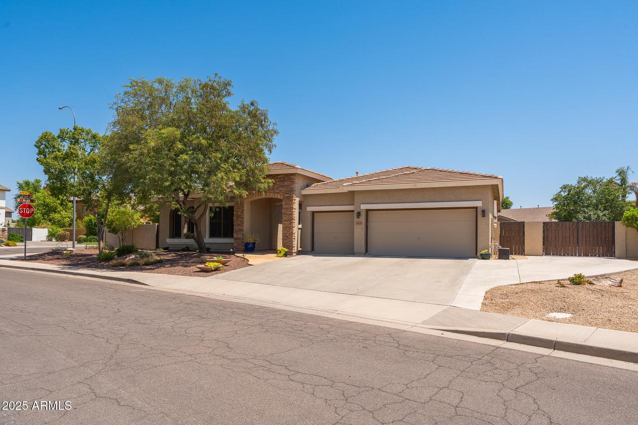4699 S Fresno St., Chandler, AZ 85249