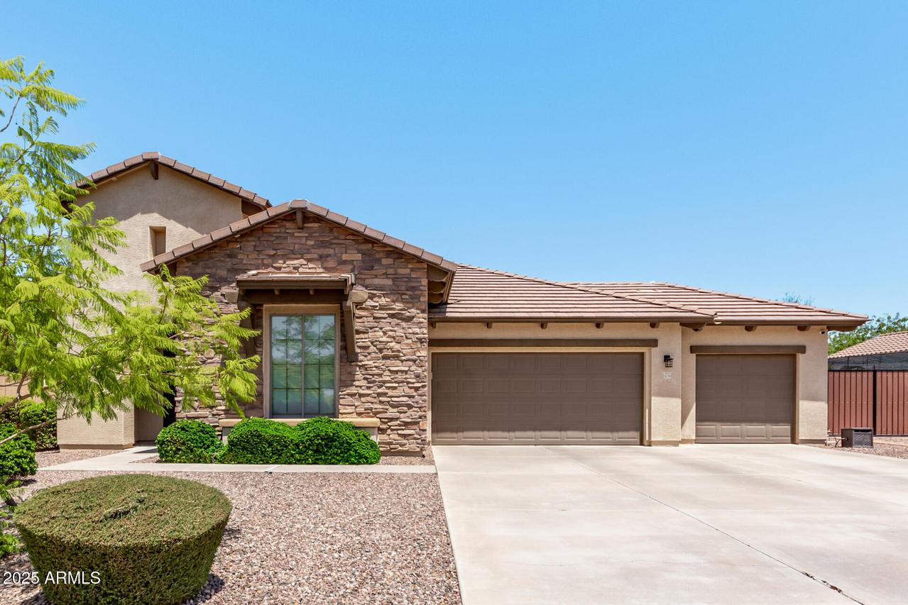 11038 E Quade Ave., Mesa, AZ 85212