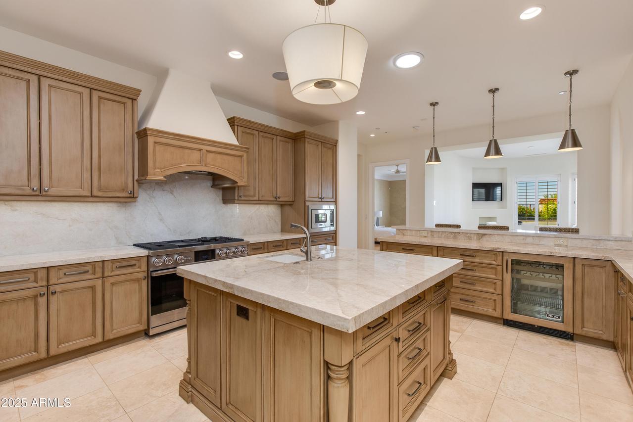 3905 E Sierra Vista Dr., Paradise Valley, AZ 85253