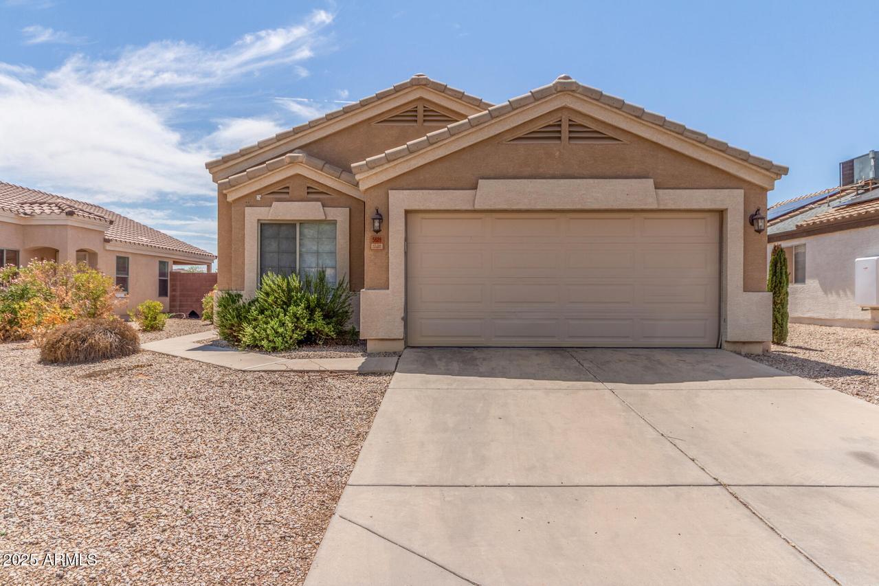 5689 E Flowing Spring, Florence, AZ 85132