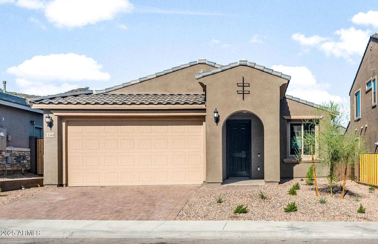 13544 W Cassia Tr., Peoria, AZ 85383