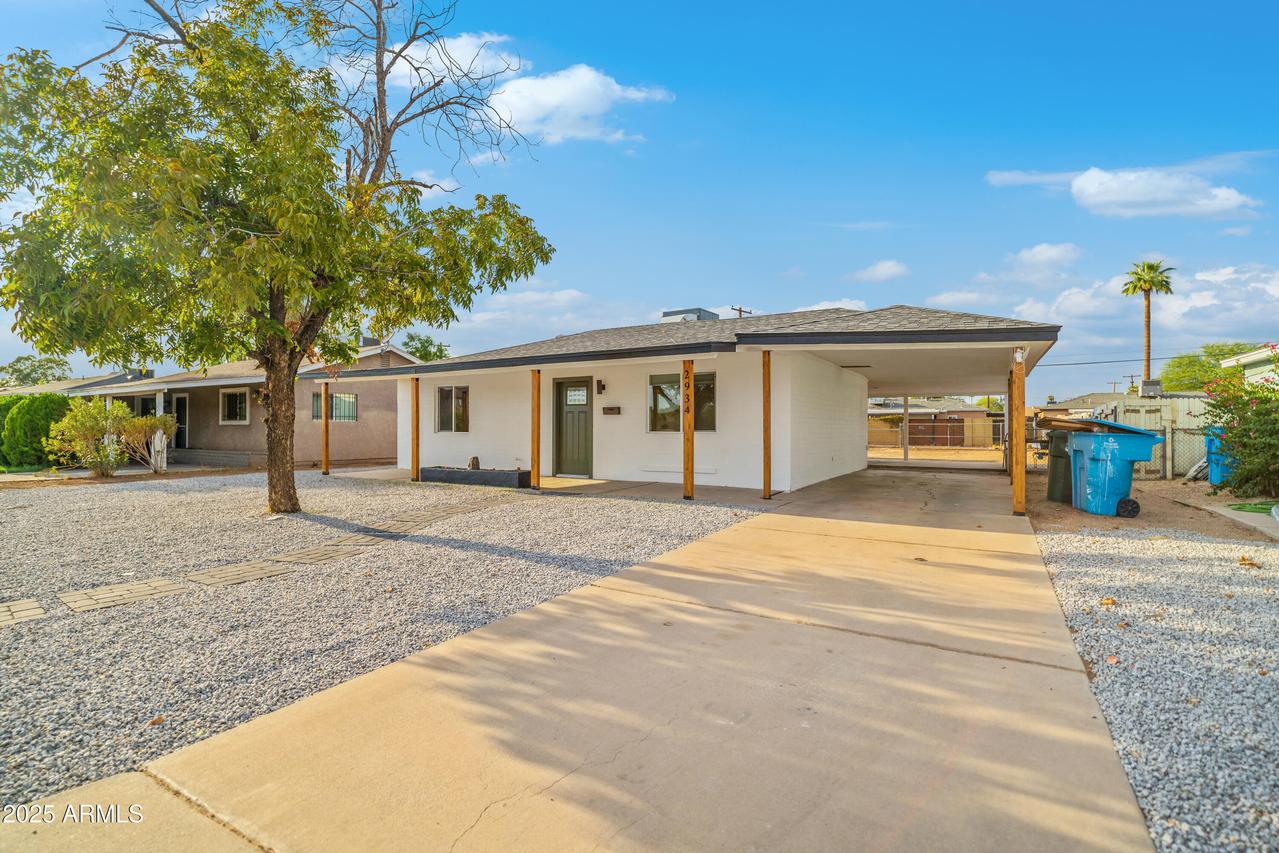 2934 W Northern Ave., Phoenix, AZ 85051