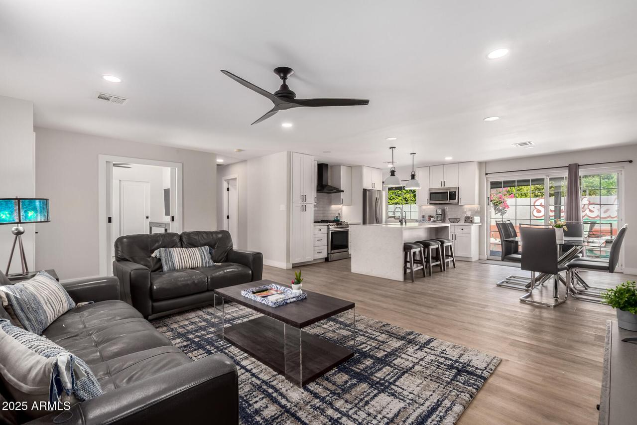 8714 E Plaza Ave., Scottsdale, AZ 85250