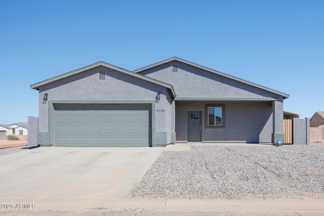 8720 W Swansea Dr., Arizona City, AZ 85123