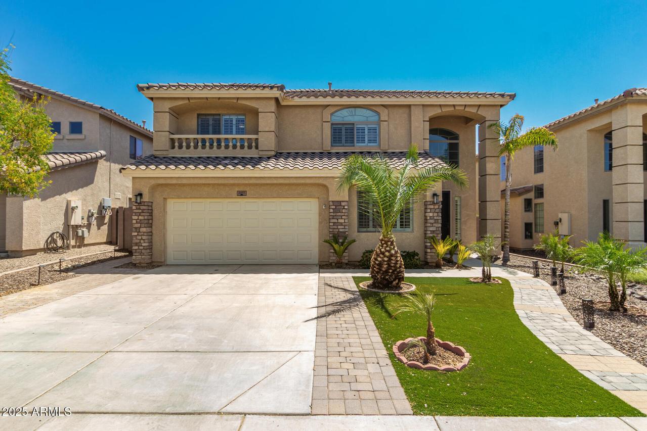 2237 W Bonanza Ln., Phoenix, AZ 85085