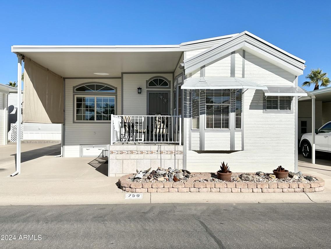 759 S Diamond Dr., Apache Junction, AZ 85119