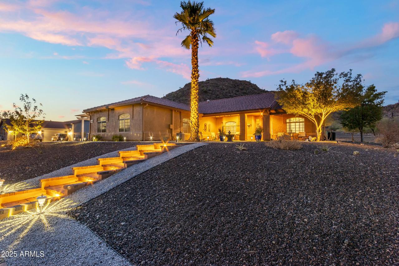 1440 W Christie Lyn Ln., San Tan Valley, AZ 85144