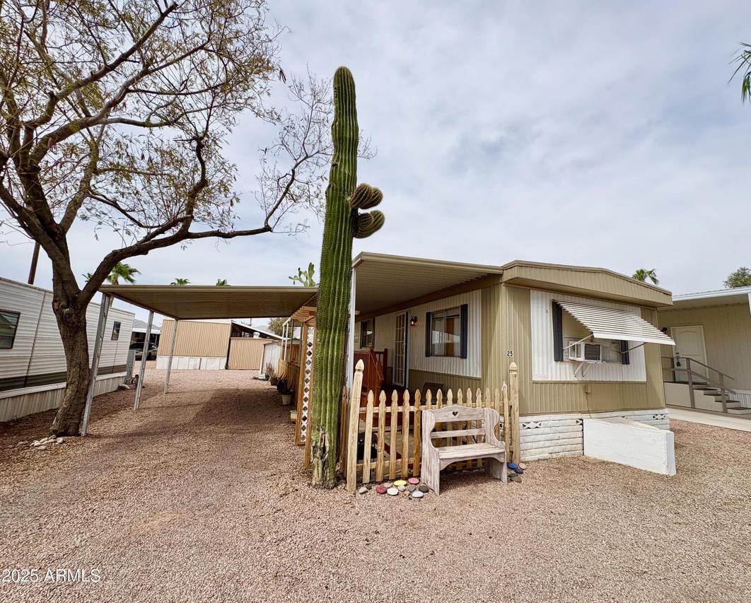 929 N Delaware Dr. #25, Apache Junction, AZ 85120