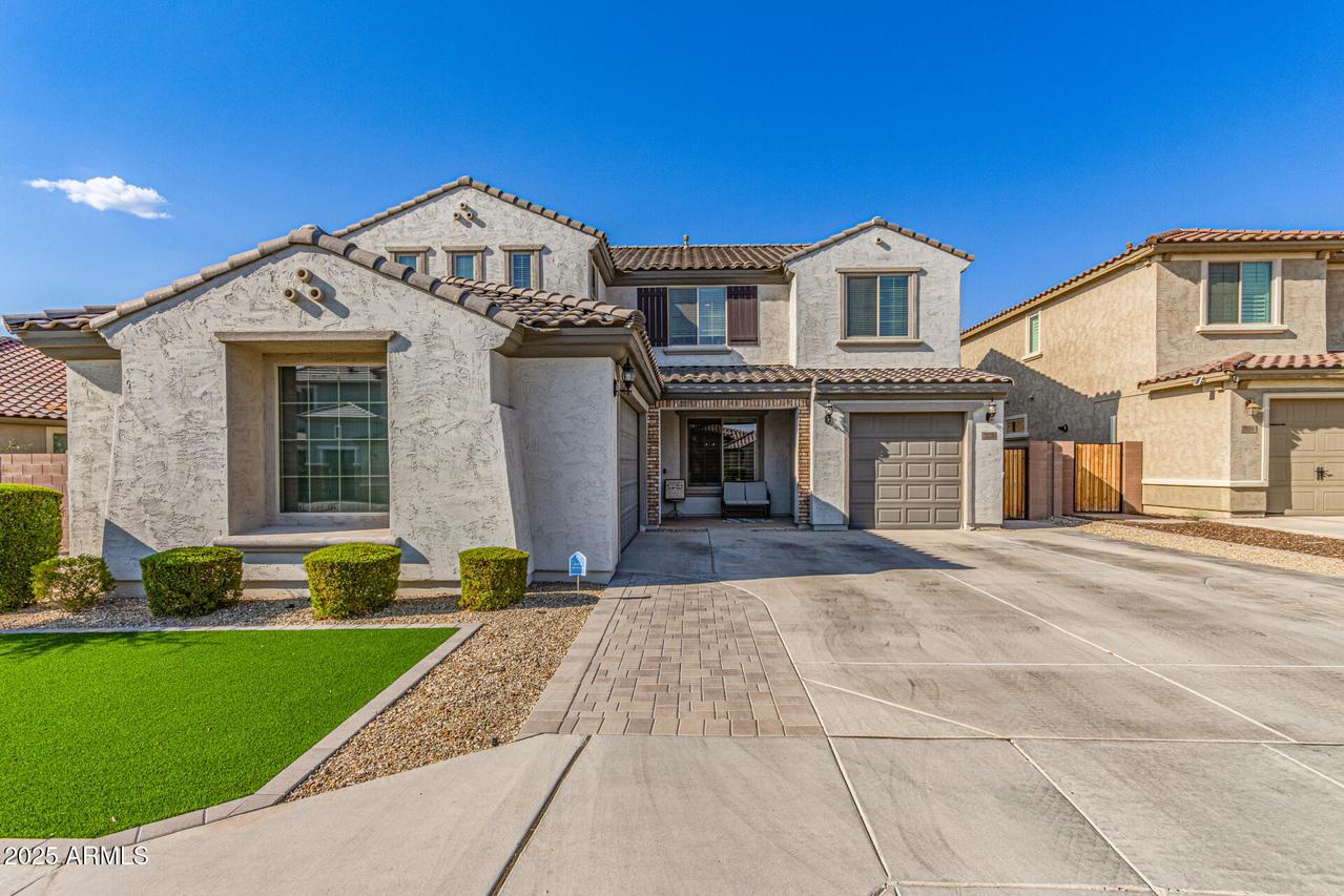 7028 W Redbird Rd., Peoria, AZ 85383