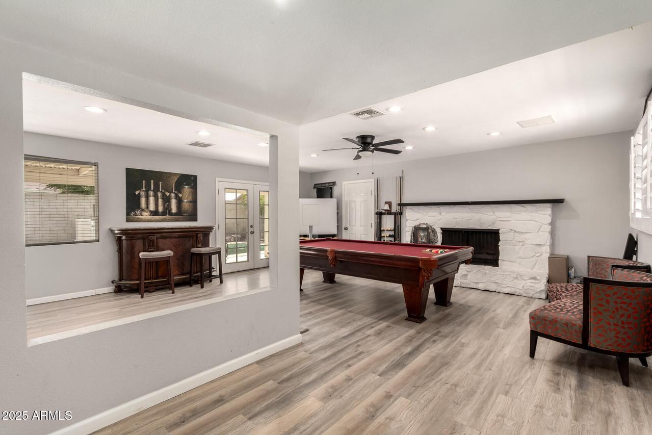 5209 N 61st Dr., Glendale, AZ 85301