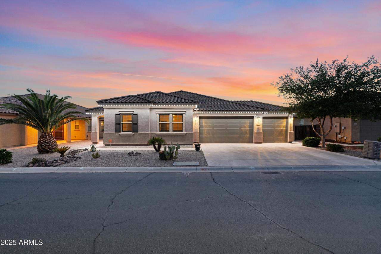 18676 N Tanners Way, Maricopa, AZ 85138