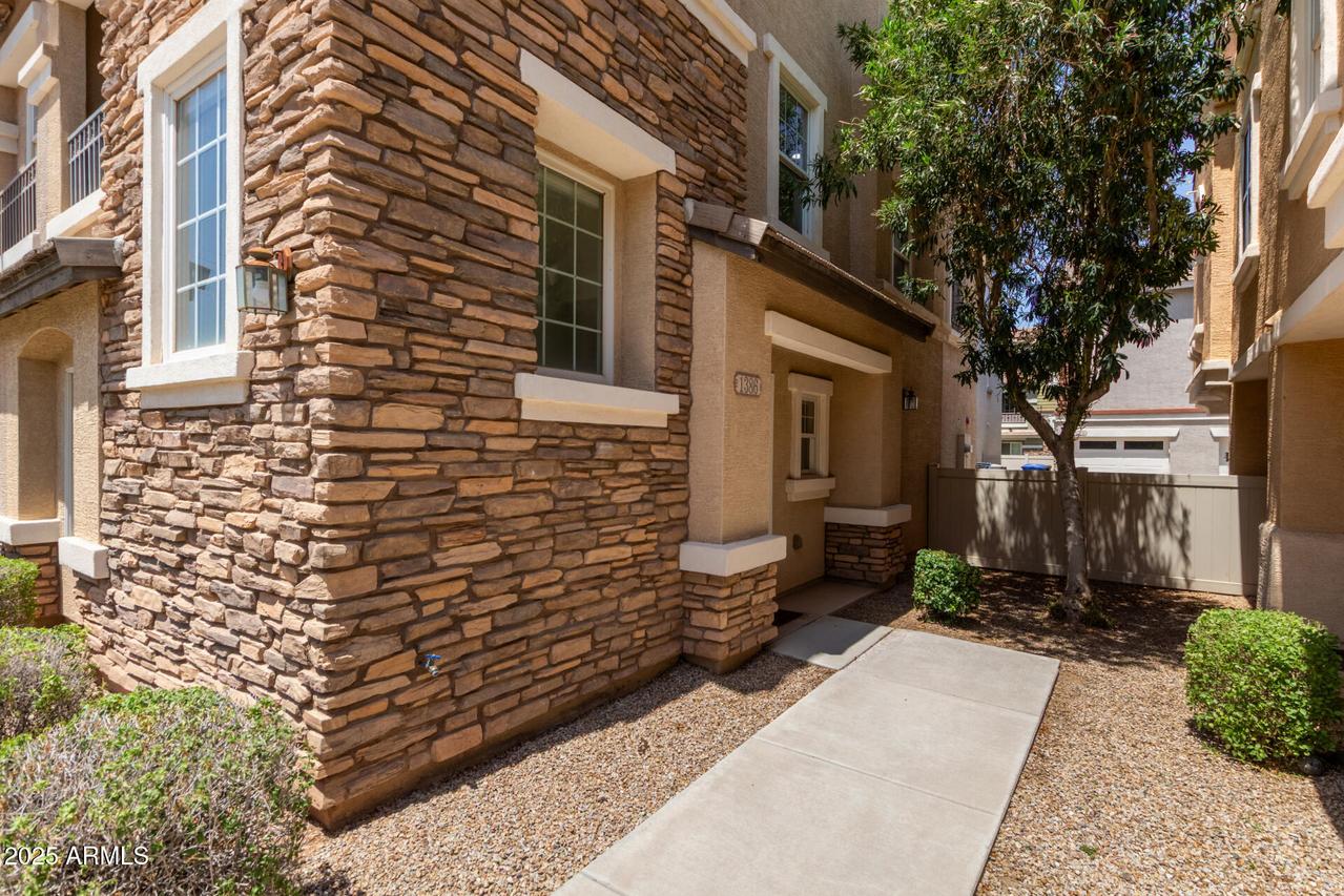 1386 S Sabino Dr., Gilbert, AZ 85296