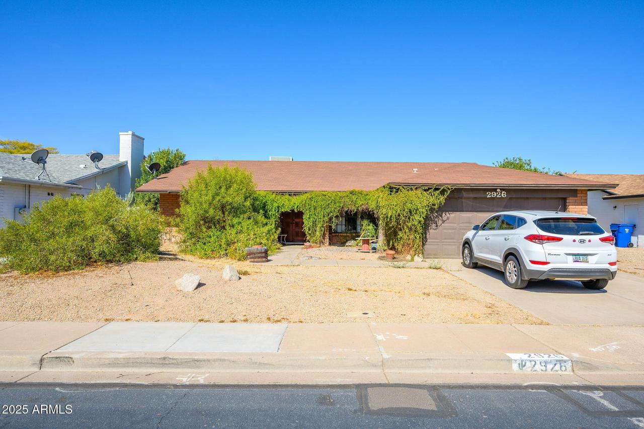 2926 S Emerson, Mesa, AZ 85210