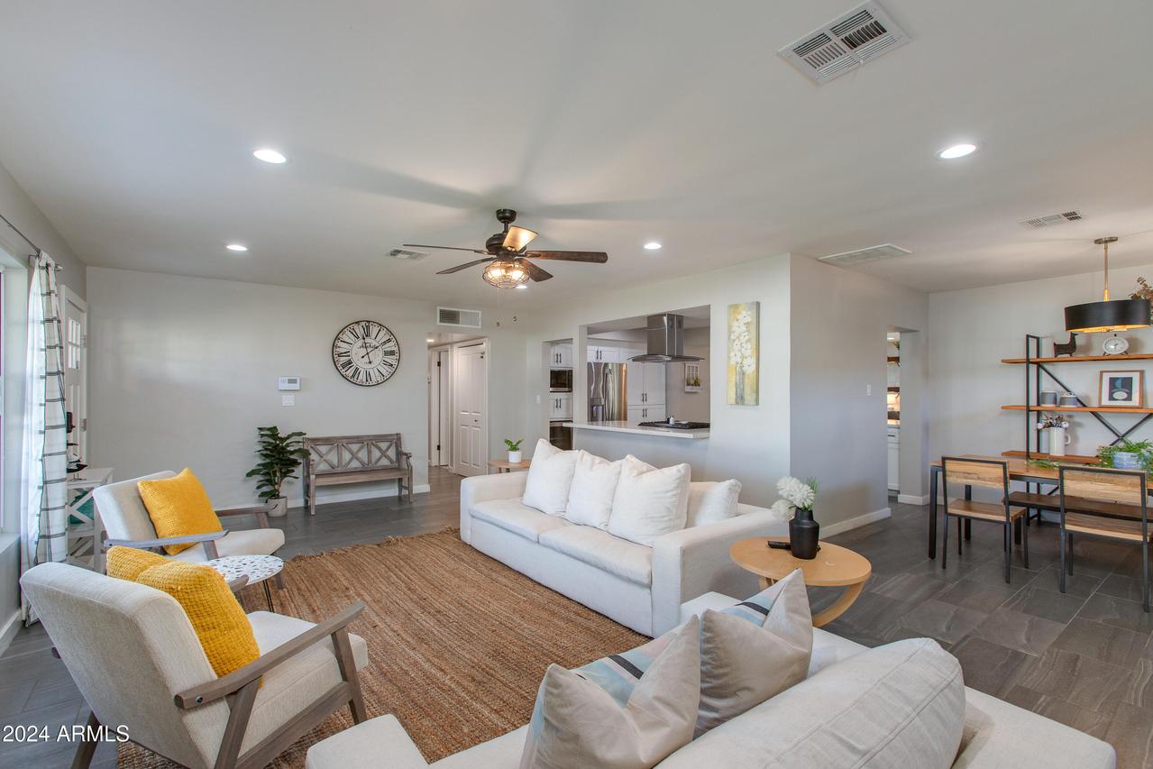 4035 E Indianola Ave., Phoenix, AZ 85018