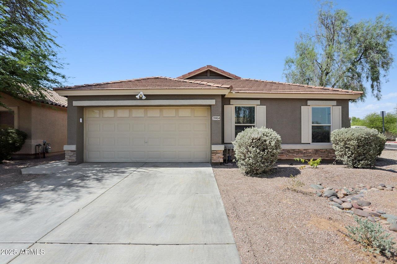 29954 N Broken Shale Dr., San Tan Valley, AZ 85143