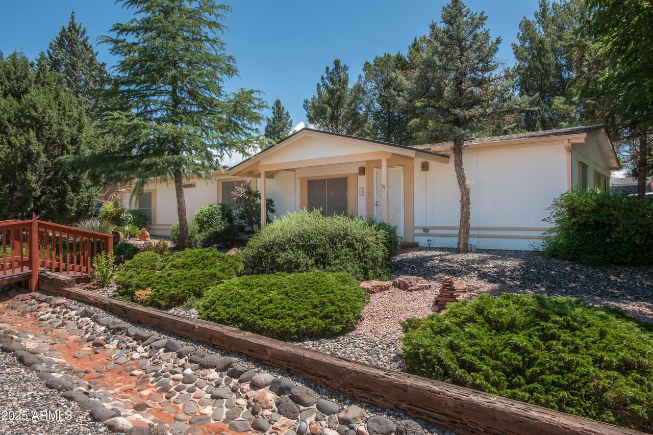 30 Mesquite Cir., Sedona, AZ 86336